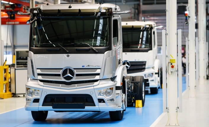 İlk seri üretim eActros, Mercedes-Benz Wörth Fabrikası bantlarından indi