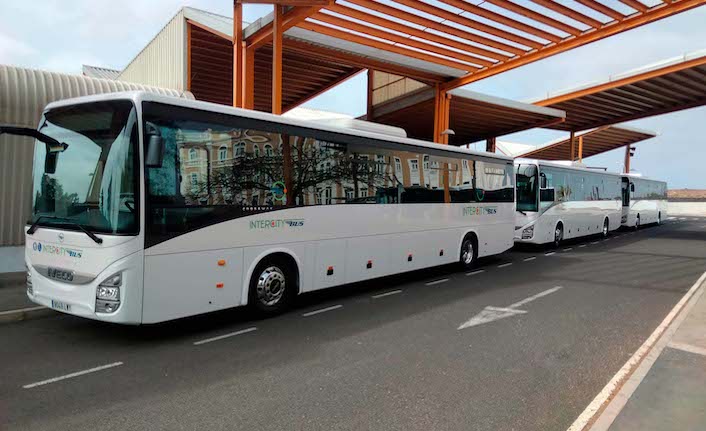 Kanarya Adaları yolcuları Iveco Bus Crossway ile taşınıyor
